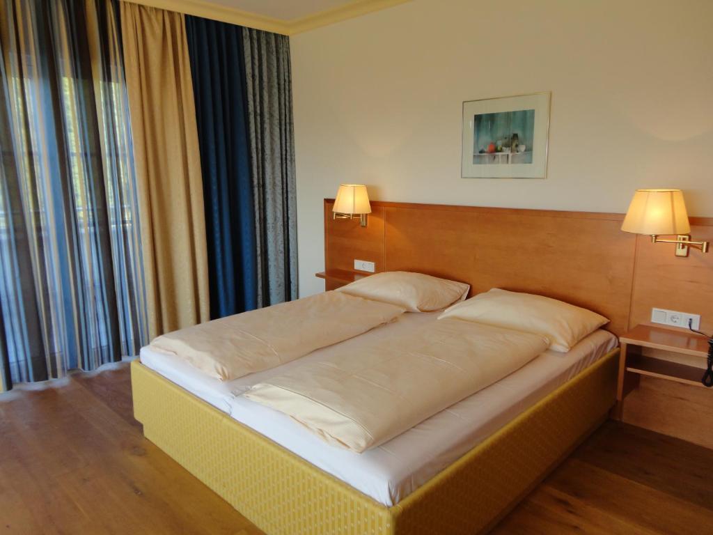 Business-Hotel Stockinger Linz Bilik gambar